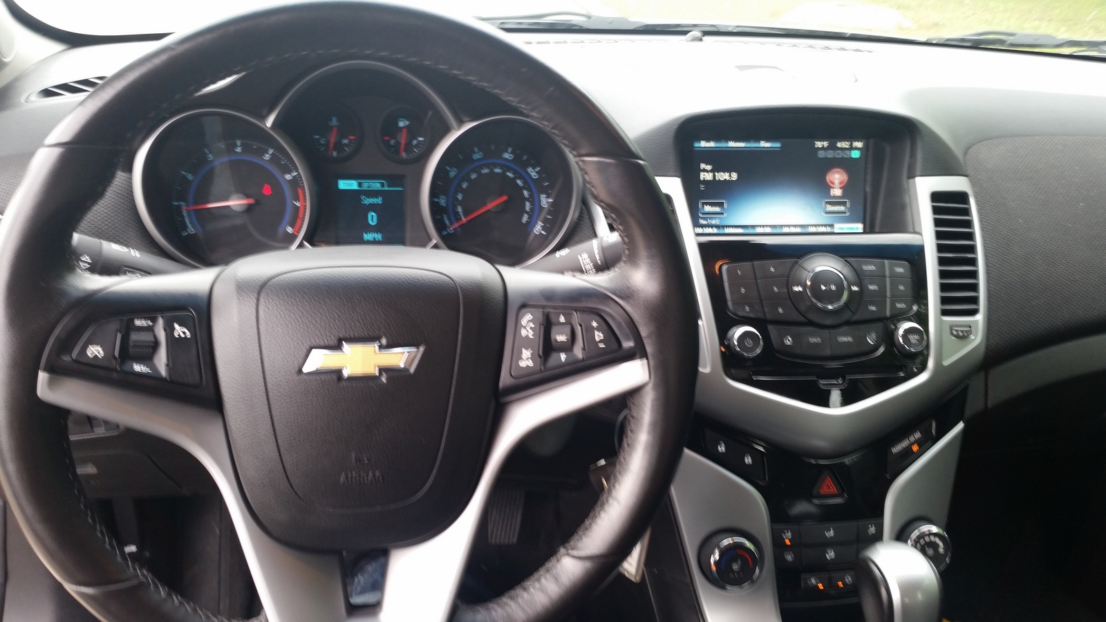 2013 Chevrolet Cruze - Pictures - CarGurus