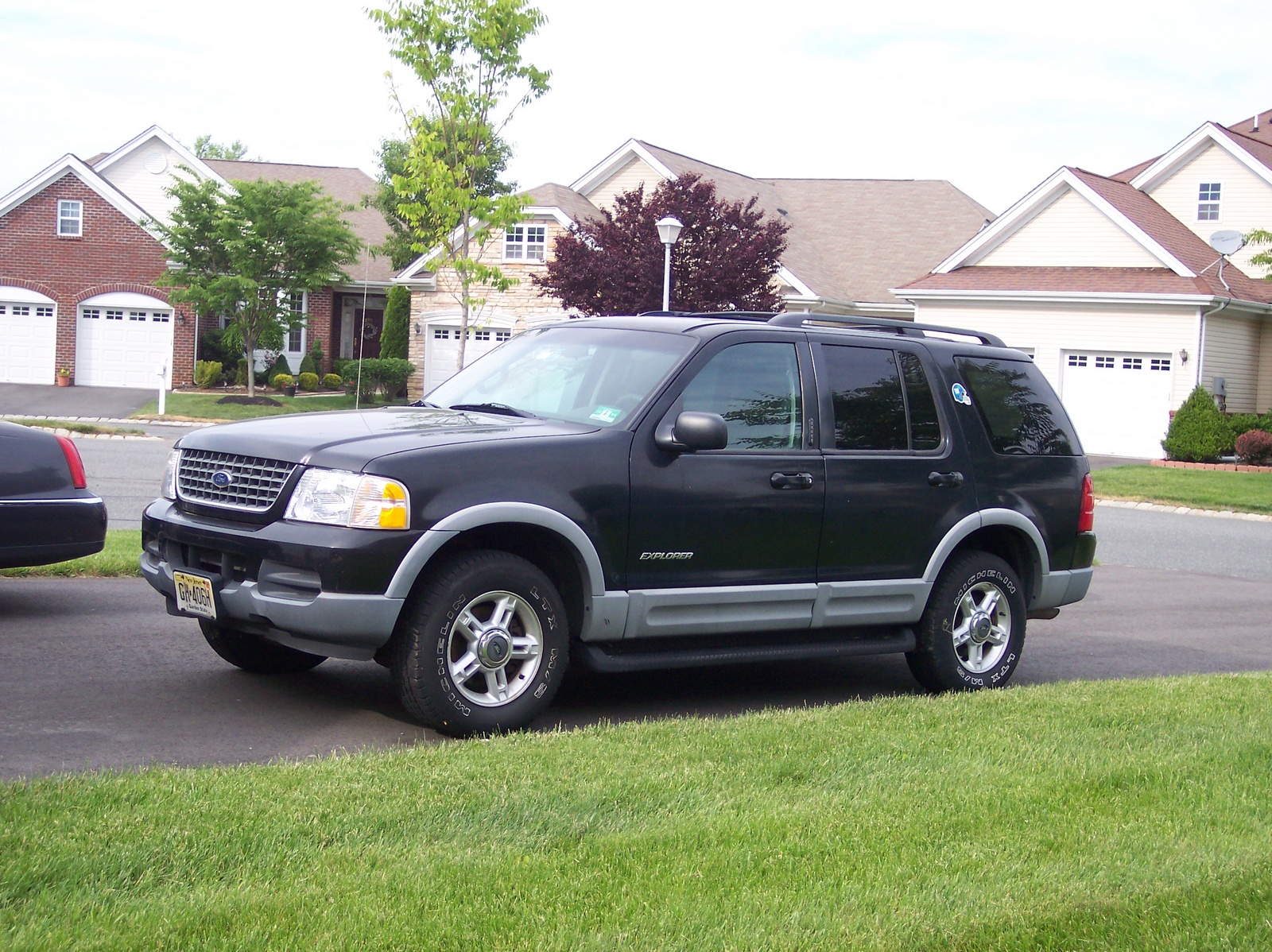 Wrecked 2002 ford explorer xls 4.0 all wheel drive #10
