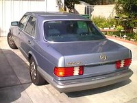 1985 Mercedes-Benz 280 Overview 1985 Mercedes-Benz 280 Overview