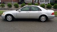 2000 Acura RL Overview