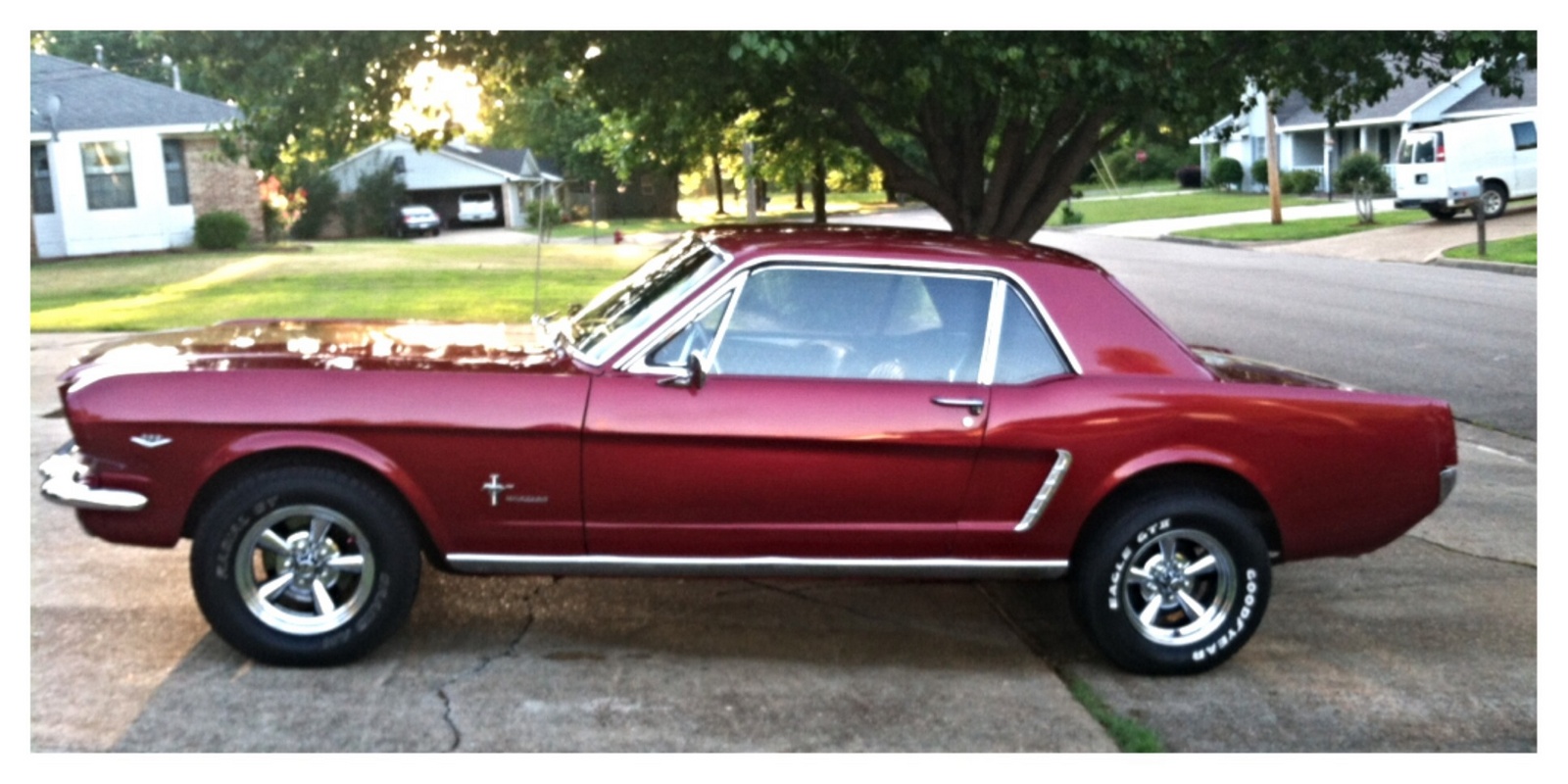 How many 1964 1/2 ford mustangs were made #7