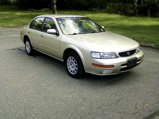 Nissan maxima 96