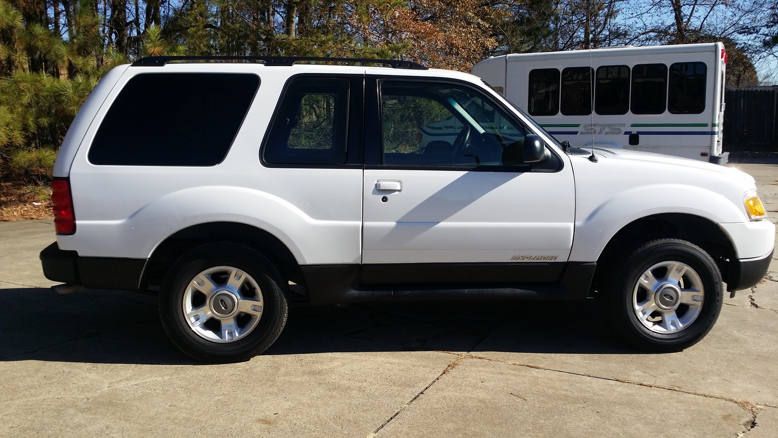 Car review ford explorer sport 2002 gas milage #2