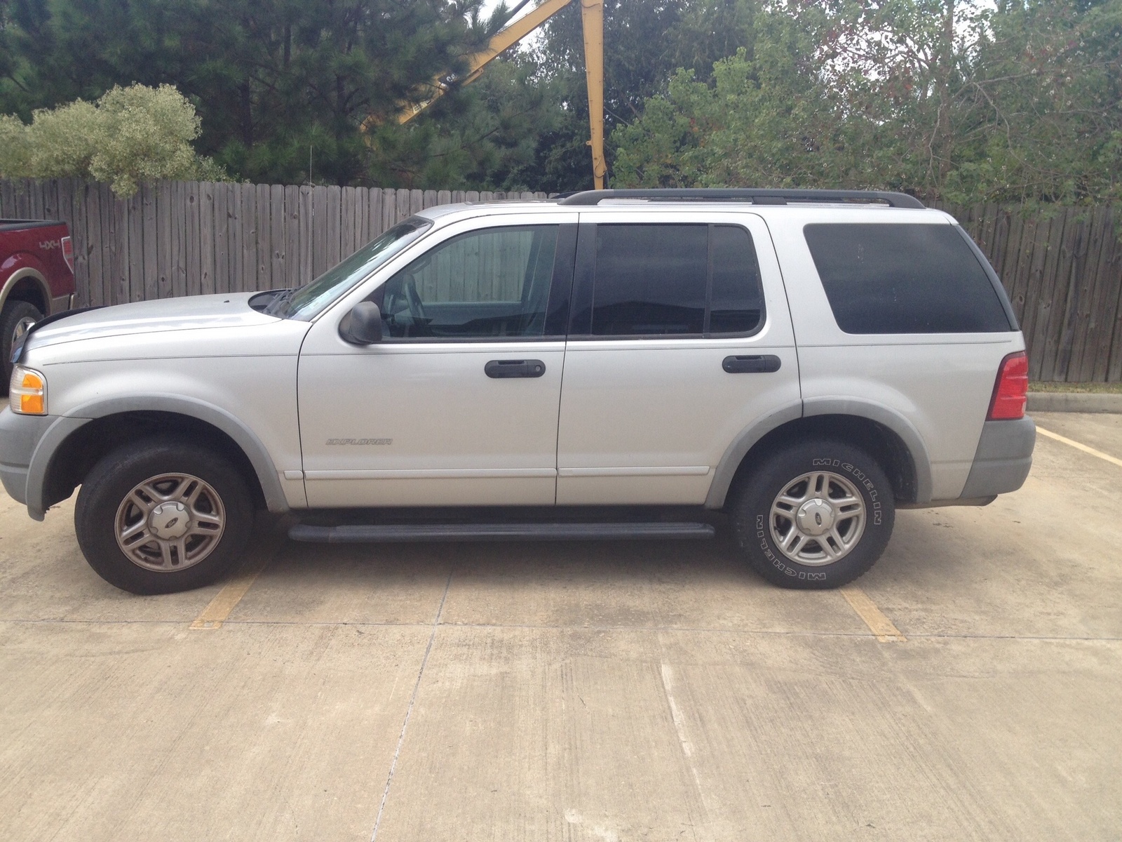 2002 Ford explorer engine missing #3