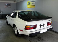 944 944