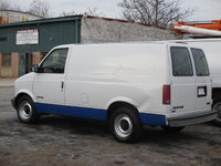 2000 GMC Safari Cargo Overview 2000 GMC Safari Cargo Overview