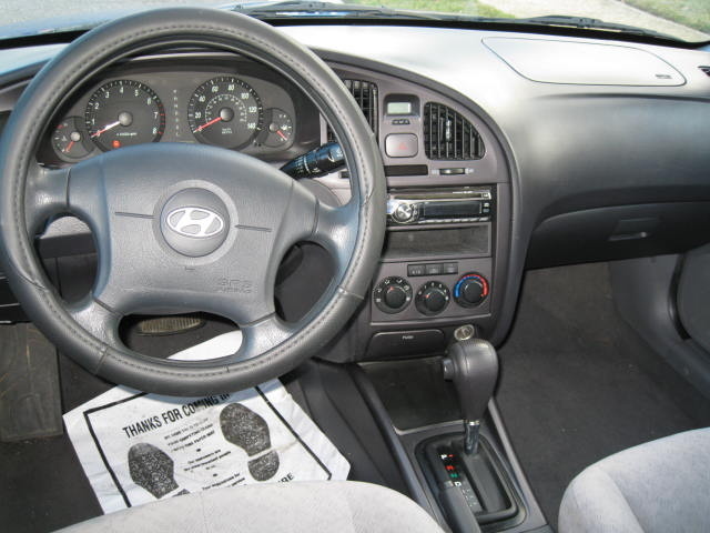 2005 Hyundai Elantra - Pictures - CarGurus