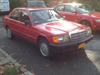 1985 Mercedes-Benz 190-Class Overview 1985 Mercedes-Benz 190-Class Overview