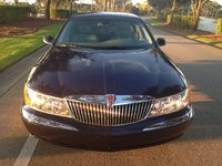 2002 Lincoln Continental Overview