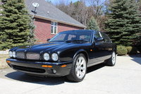 1998 Jaguar XJR Overview 1998 Jaguar XJR Overview