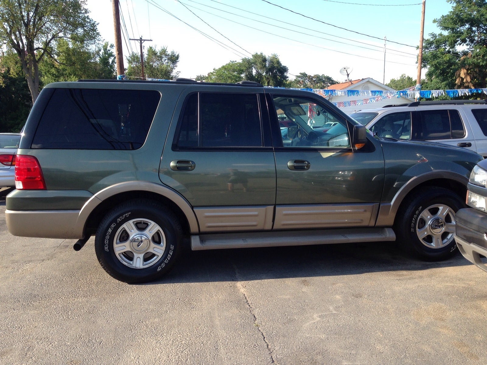 2004 Ford expedition eddie bauer towing capacity #2