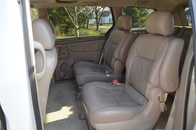 2005 Toyota Sienna - Interior Pictures - CarGurus