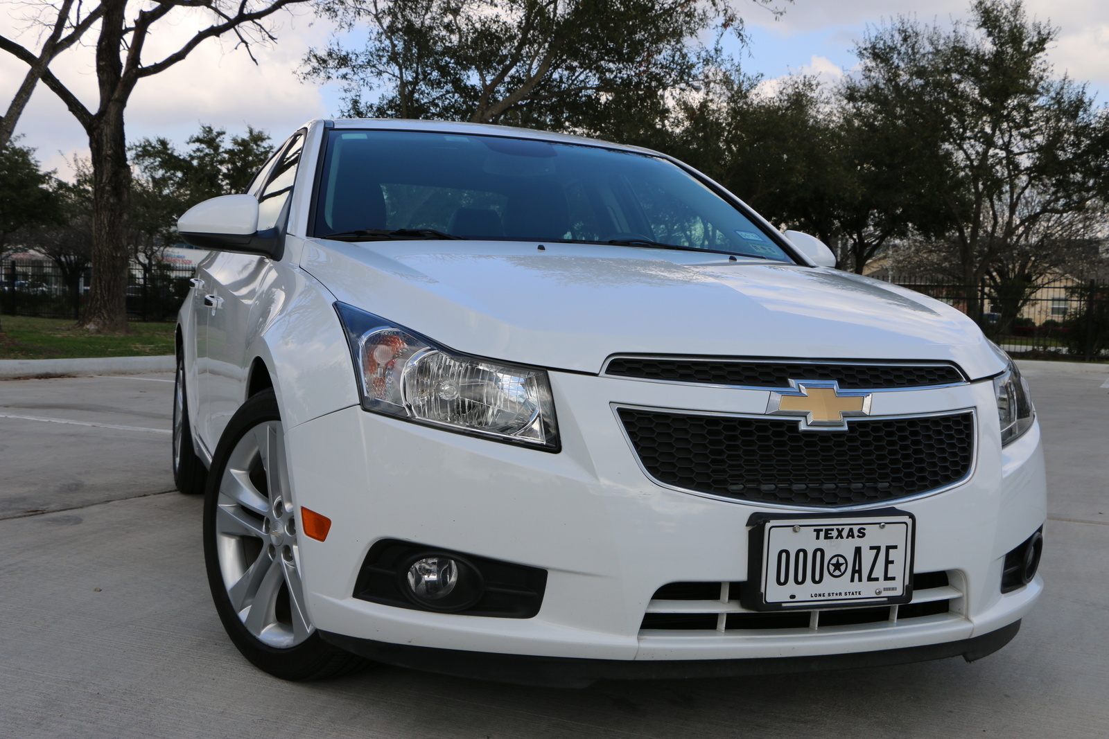 2013 Chevrolet Cruze Research, Photos, Specs and Expertise