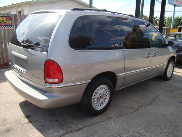 1997 Chrysler Town & Country - Pictures - CarGurus