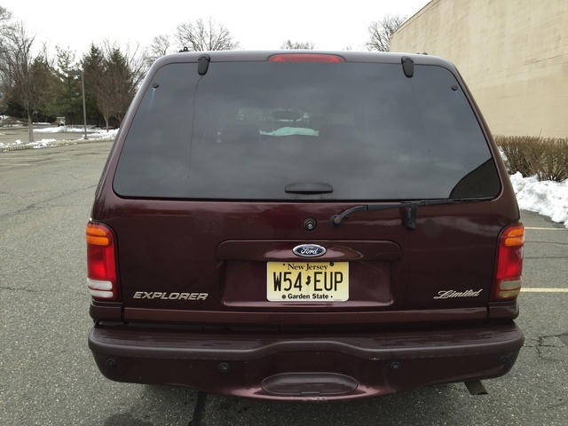 2000 ford explorer  pictures  cargurus
