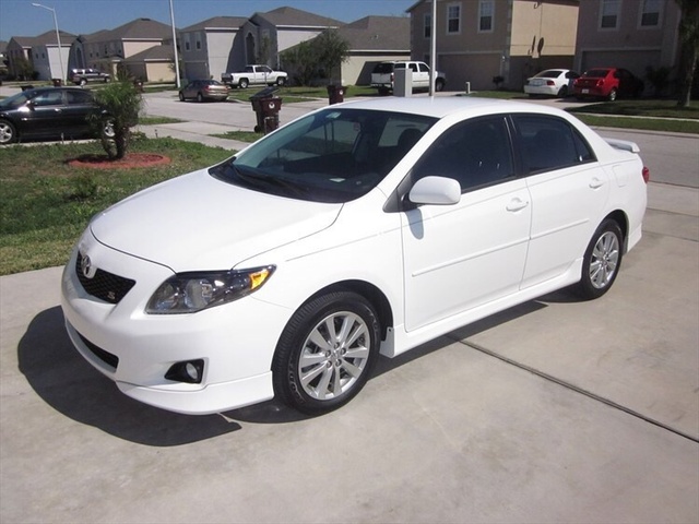 Toyota Corolla s 2010