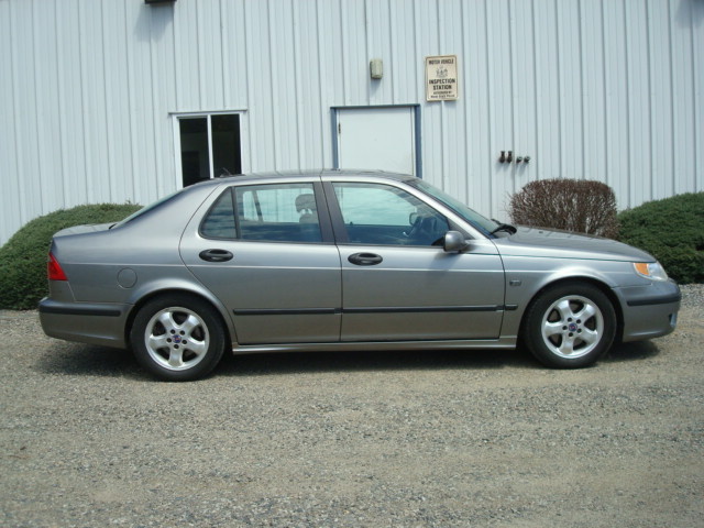 2004 Saab 9-5 - Overview - CarGurus