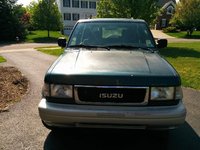 1997 Isuzu Trooper Overview 1997 Isuzu Trooper Overview