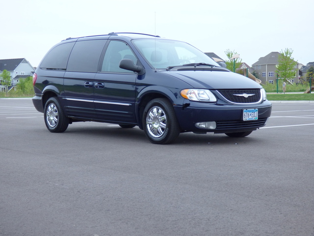 2004 Chrysler Town & Country - Pictures - CarGurus