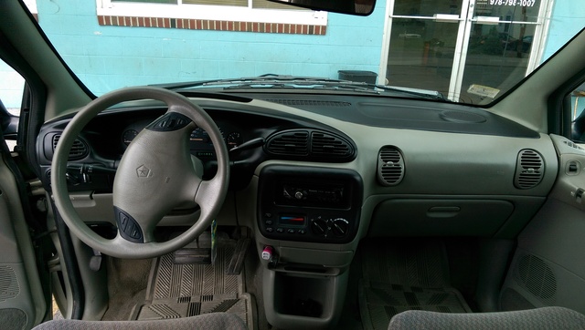 2000 plymouth voyager interior