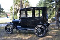 1917 Ford Model T Overview