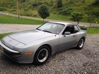944 944