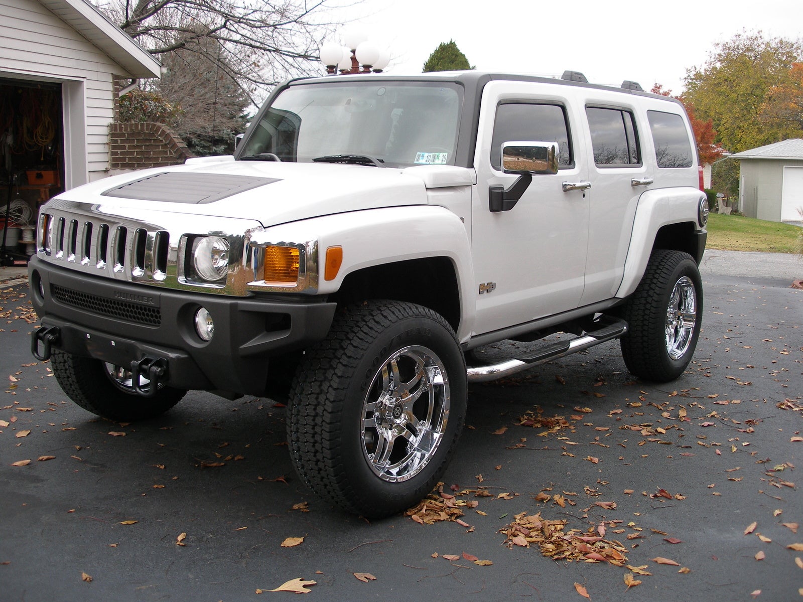 hummer h3 tire size. 