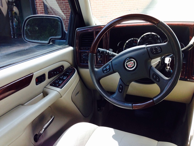 2005 Cadillac Escalade Pictures Cargurus