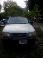 2000 Isuzu Hombre Overview 2000 Isuzu Hombre Overview