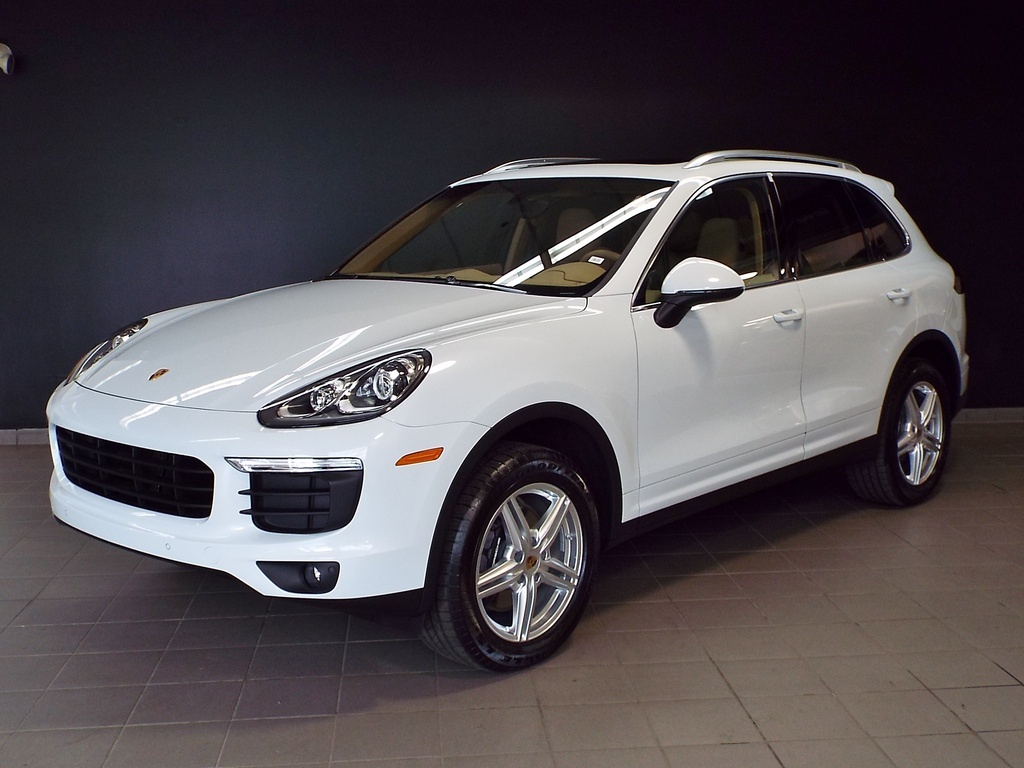 2016 Porsche Cayenne - Price