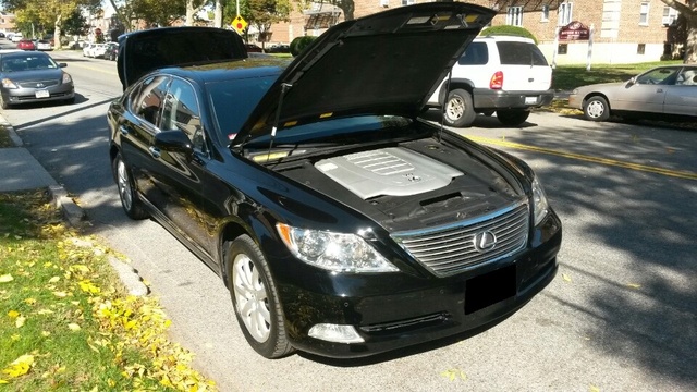 https://static.cargurus.com/images/site/2015/10/21/11/58/2009_lexus_ls_460_awd-pic-8522219464719423975-640x480.jpeg