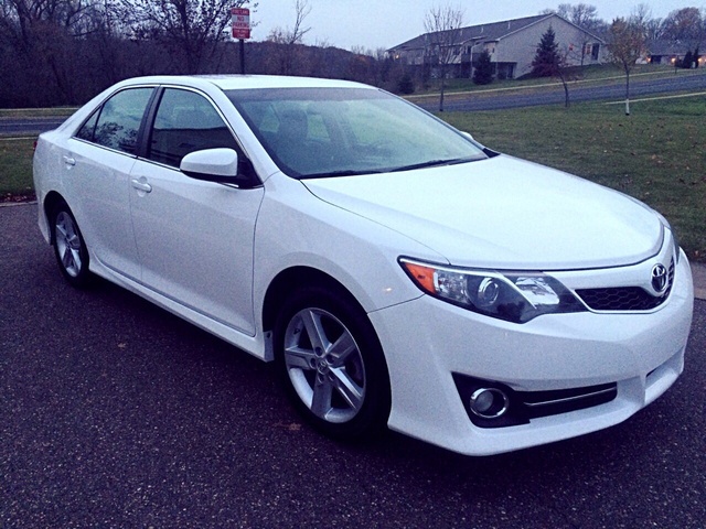 2014 Toyota Camry - Pictures - CarGurus