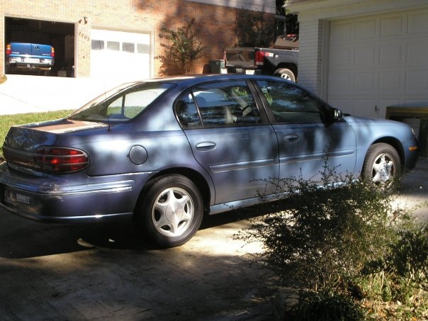 Oldsmobile 1998 cutlass