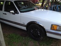 1990 Lincoln Town Car Overview 1990 Lincoln Town Car Overview