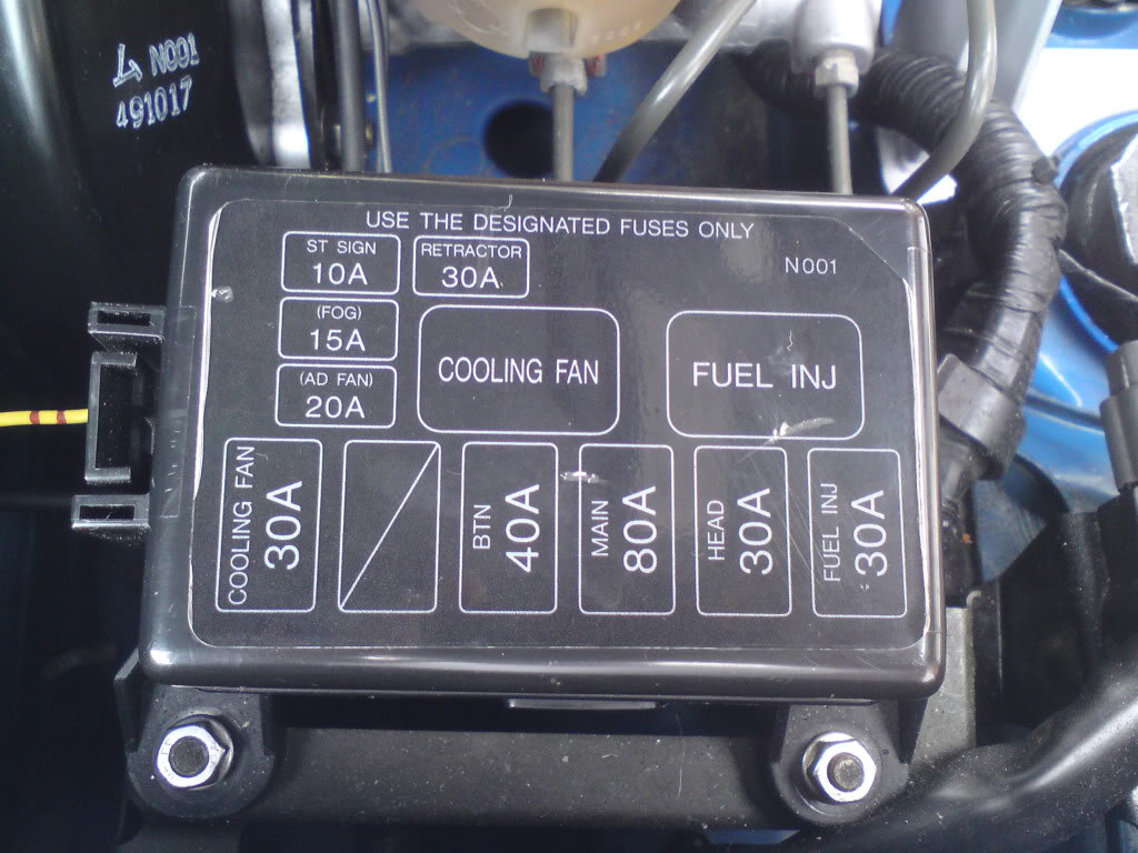 Mazda MX-5 Miata Questions - My car batt grounded on my ... fuse box diagram mazda mx 5 