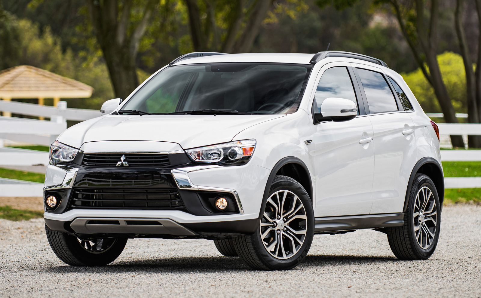 2016 / 2017 Mitsubishi Outlander Sport for Sale in your area 