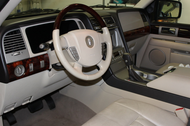 2003 Lincoln Navigator - Pictures - CarGurus