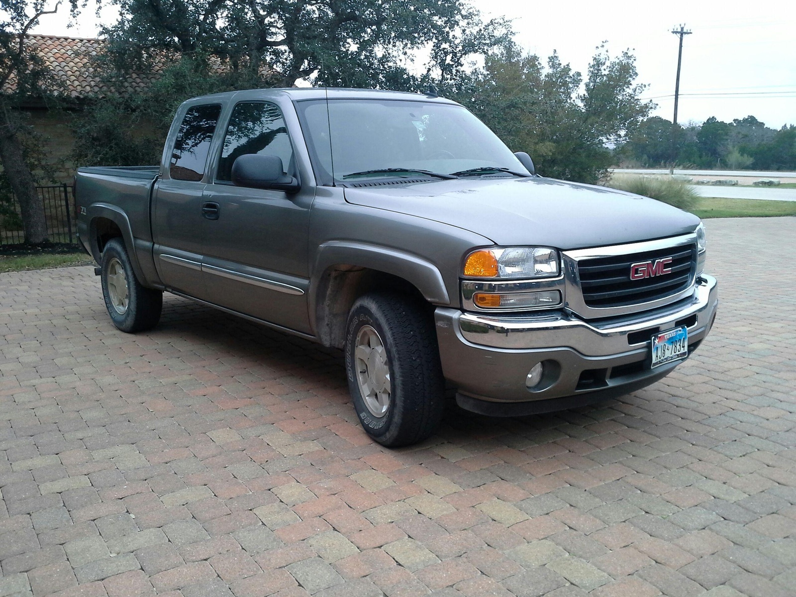 2006 Gmc Sierra 1500hd Overview Cargurus