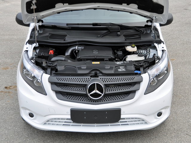 mercedes metris engine