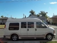 2000 GMC Savana Overview 2000 GMC Savana Overview
