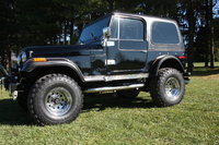 CJ-7 CJ-7