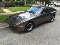 944 944