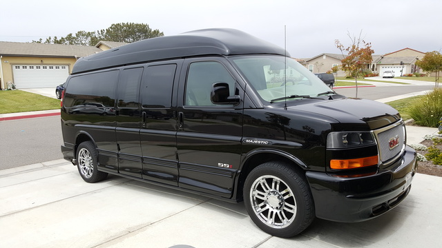 2014 gmc cargo van