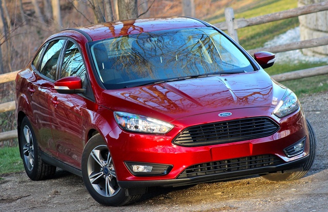 2016 Ford Focus Pictures Cargurus