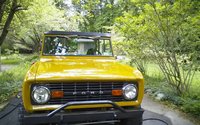 Bronco Bronco