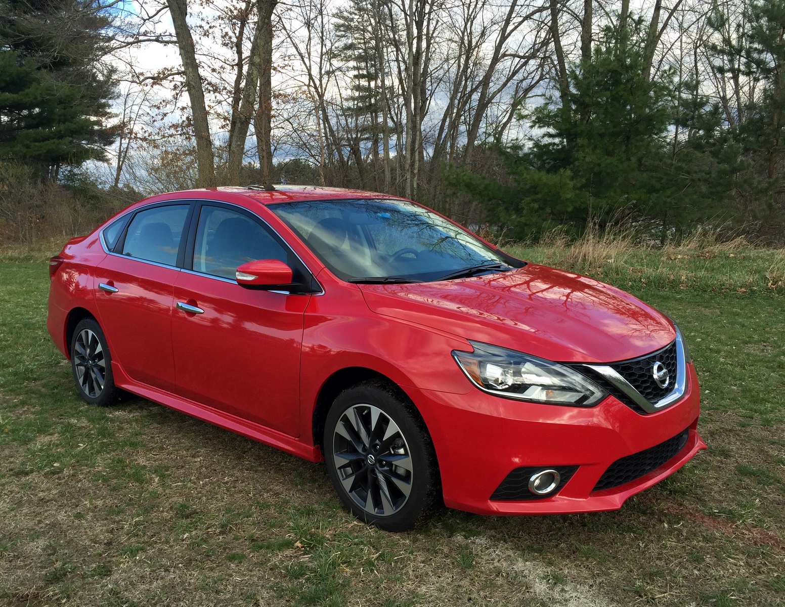 nissan sentra hatchback 2016