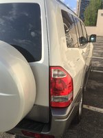 2005 Mitsubishi Montero Overview 2005 Mitsubishi Montero Overview