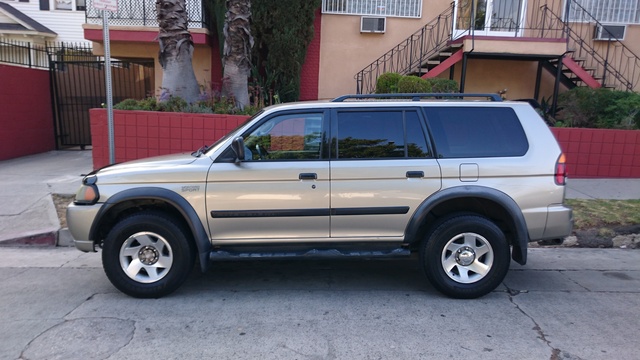 Mitsubishi montero sport 2002