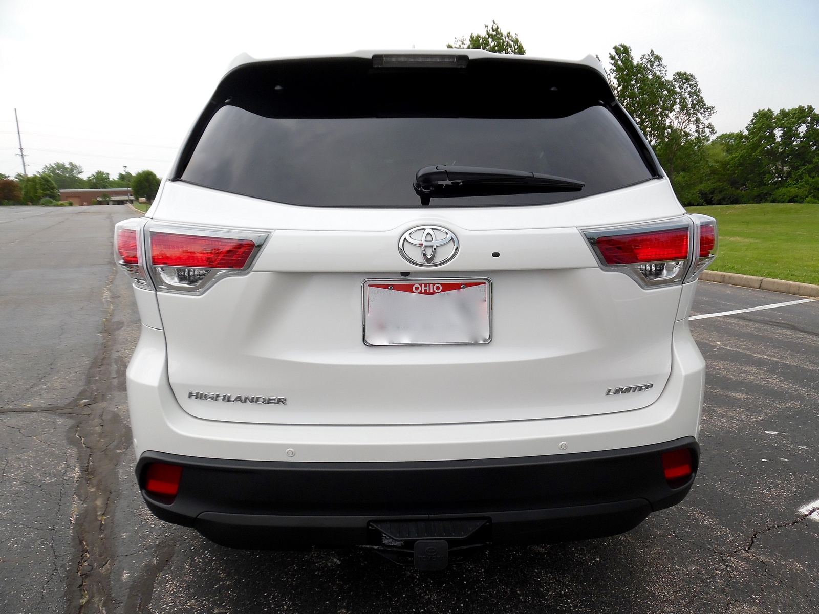 2016 Toyota Highlander Limited Tire Size