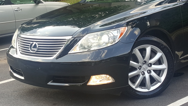https://static.cargurus.com/images/site/2016/06/05/14/28/2009_lexus_ls_460_awd-pic-1116297298461410072-640x480.jpeg